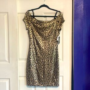 GUESS OFF-THE SHOULDER ANIMAL PRINT DRESS